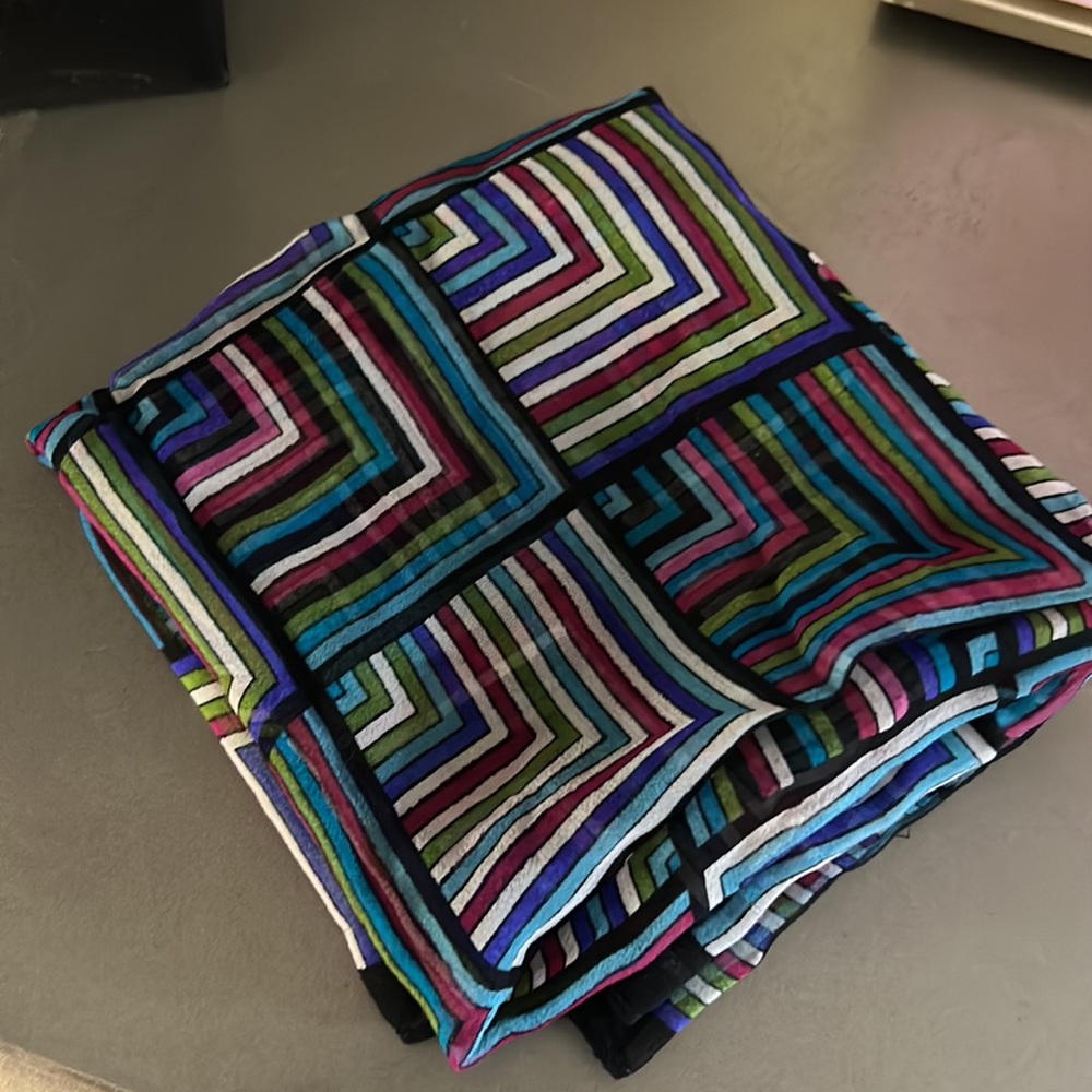 Vintage Elaine Gold Collection XIIX 100% Silk Square Scarf Geometric 22"